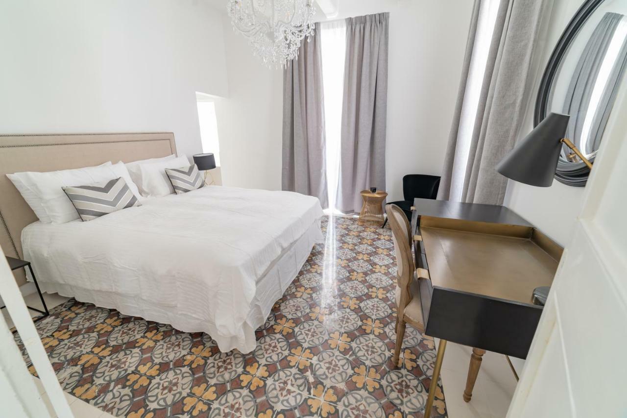 Carmelita * Valletta