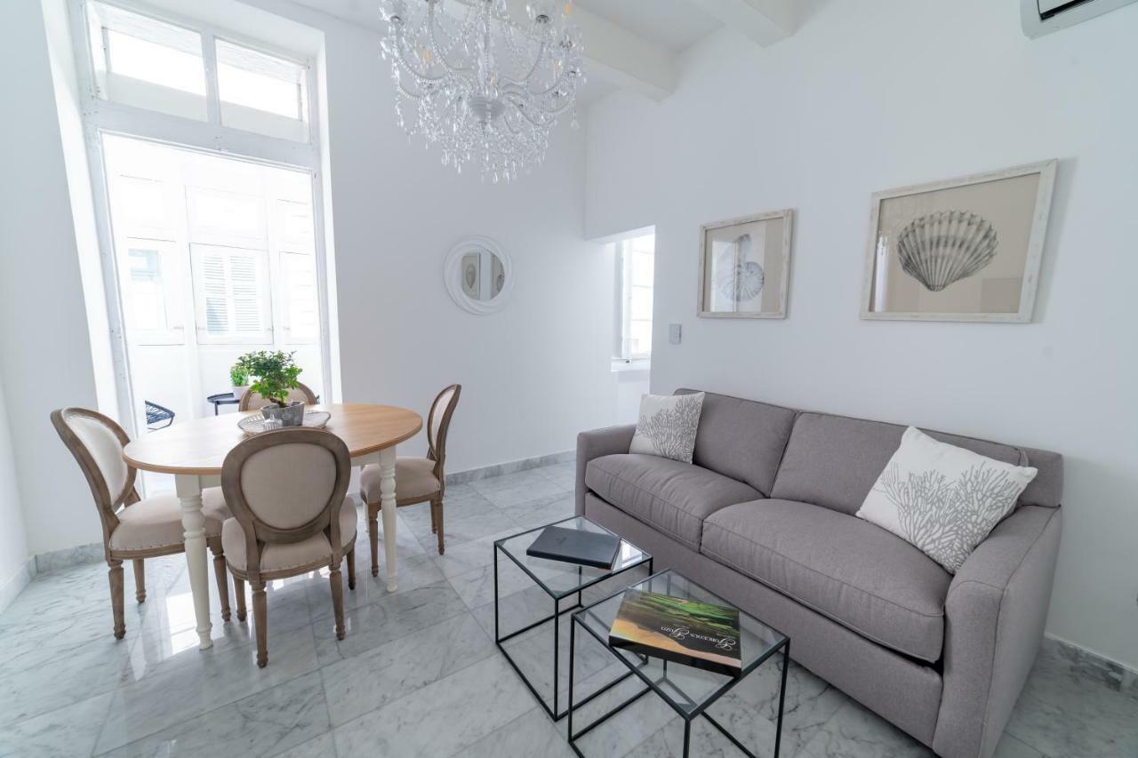 Carmelita Apartment *